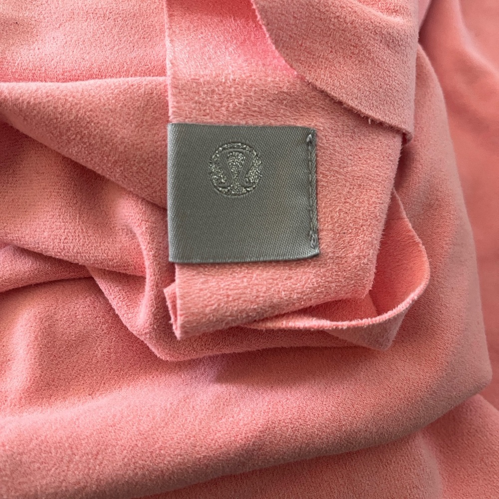 Lululemon microfibre yoga towel